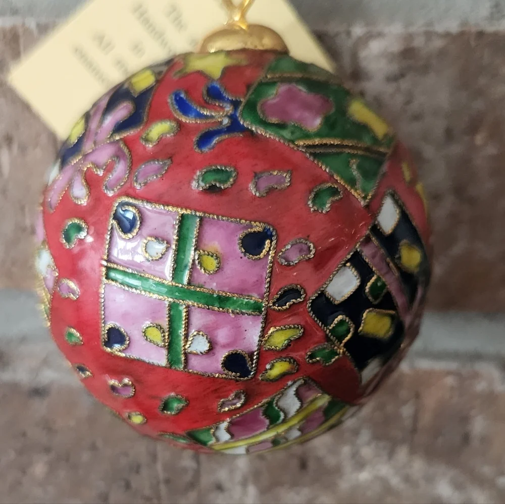 Cloisonne Christmas Ornament Ball Gold Colorful Presents Stars Round 2.5